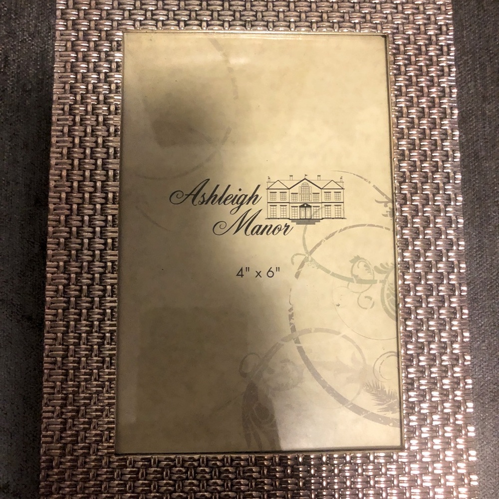 Metropolitan Museum of Art silver picture frame